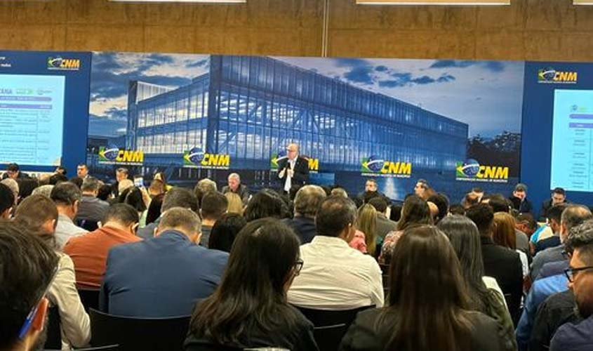 Piso da enfermagem: em Brasília, gestores de todo o Brasil pressionam parlamentares por fonte de custeio