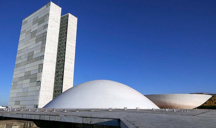 Senado retoma votações com projeto que amplia garantia ao crédito  