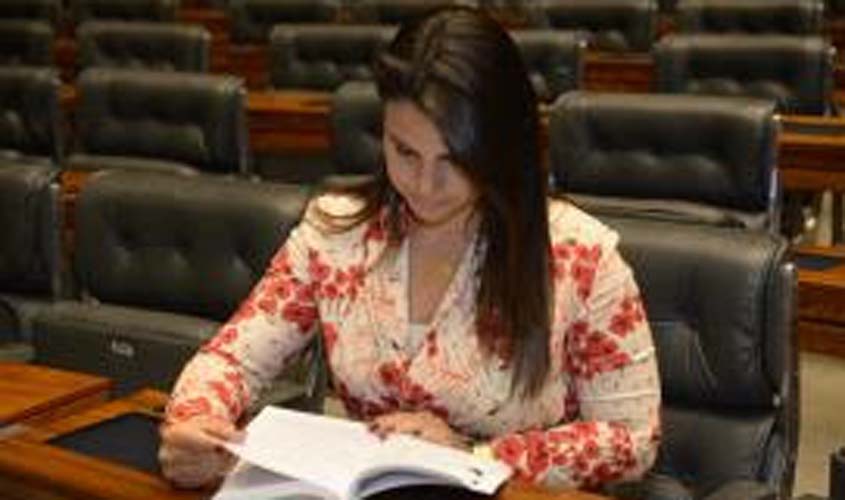 Deputada federal Mariana Carvalho é a única mulher a ocupar a 2ª Secretaria na Câmara dos Deputados 