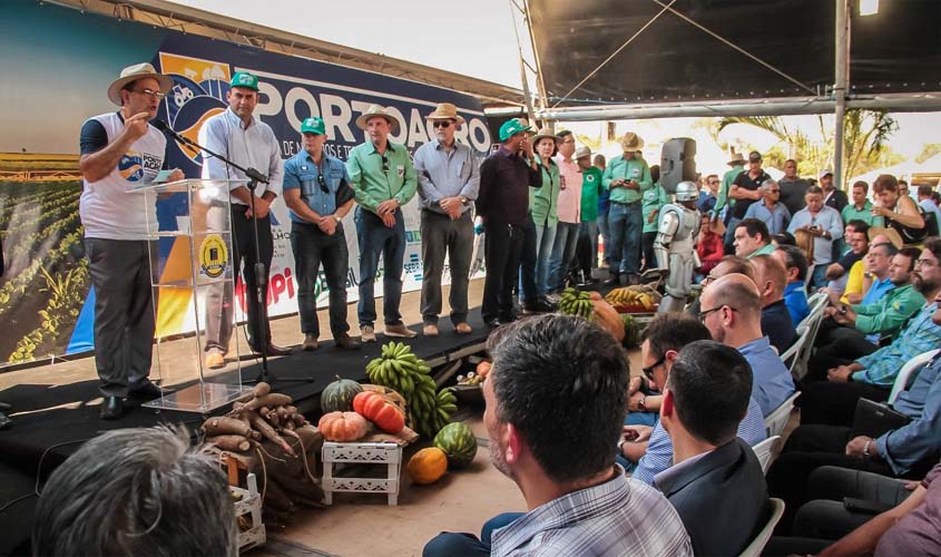 Idaron lança GTA eletrônico com novas categorias de serviços durante abertura da Portoagro, em Porto Velho