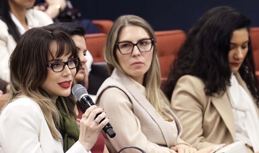 Magistrada do TRT-14 participa de encontro no STF