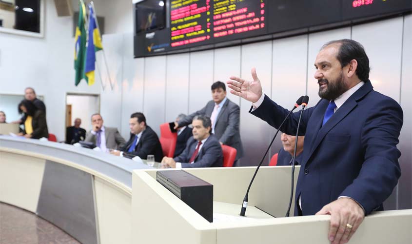 Laerte Gomes destaca início do Curso de Bombeiros para remanescentes do concurso