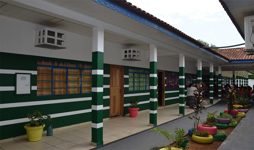 Prefeitura entrega reformas na infraestrutura da Escola Pedro Louback