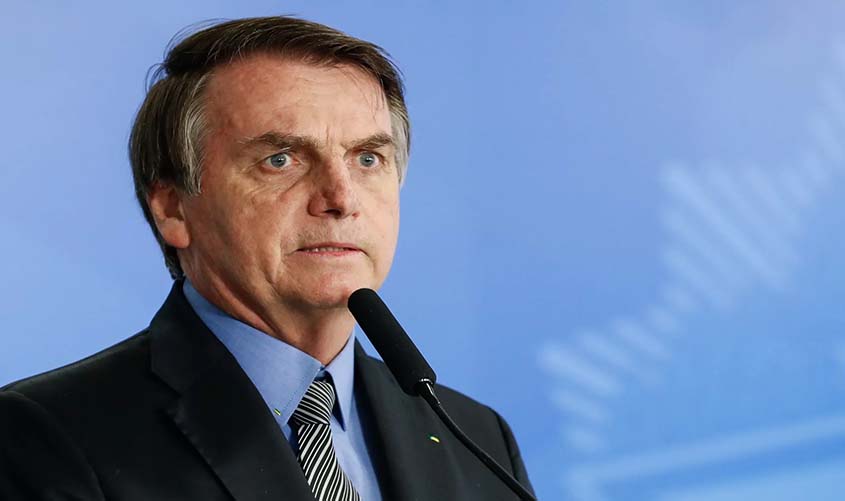“Se ele falou isso, lamento”, diz Bolsonaro sobre declaração de filho