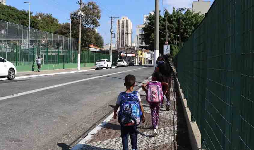 STF vai julgar reajuste automático de piso salarial da educação estadual e municipal por portaria do MEC