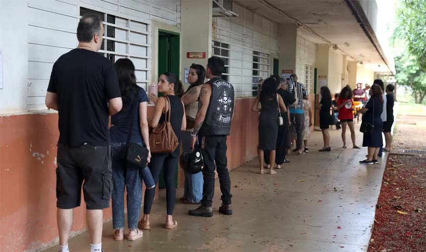 Estudantes relatam violência durante eleição presidencial