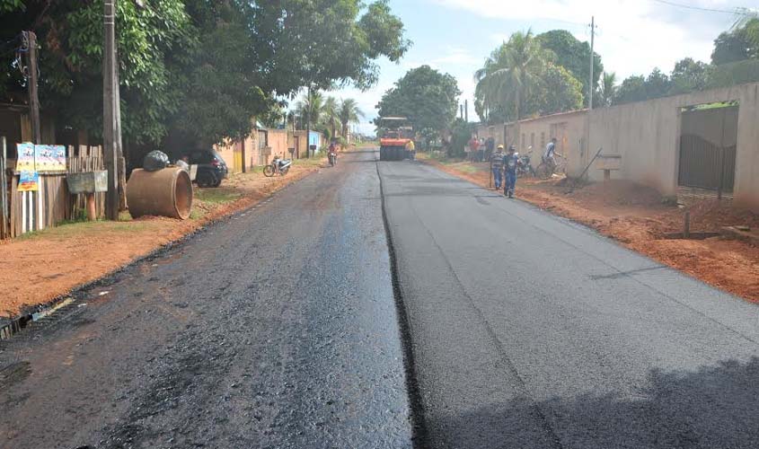 Prefeitura já está concluindo asfaltamento no bairro Cuniã