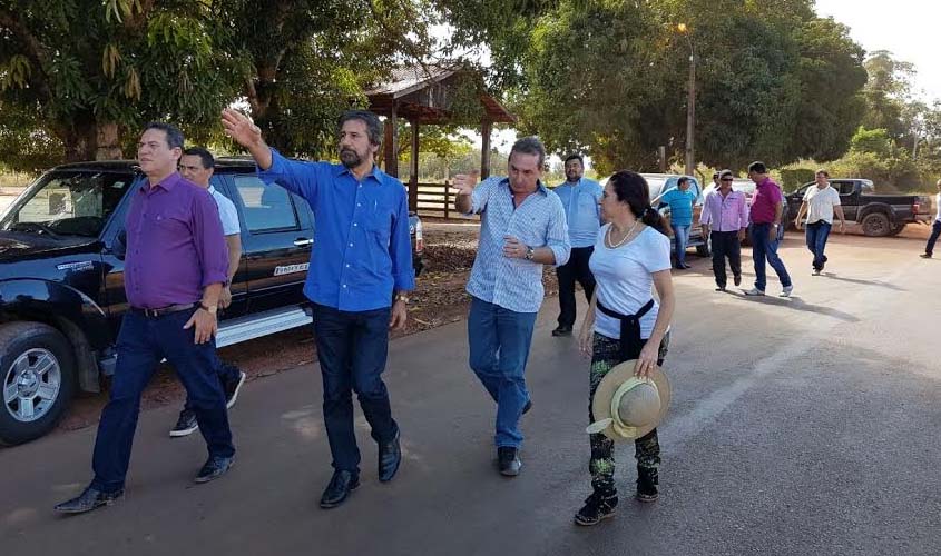 Deputada Marinha e Senador Raupp vistoriam obras em Rolim de Moura