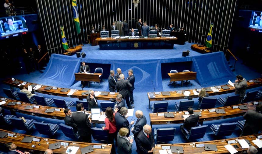 STF rejeita recurso e votação da reforma trabalhista será nesta  terça-feira; oposição pede 33 destaques     