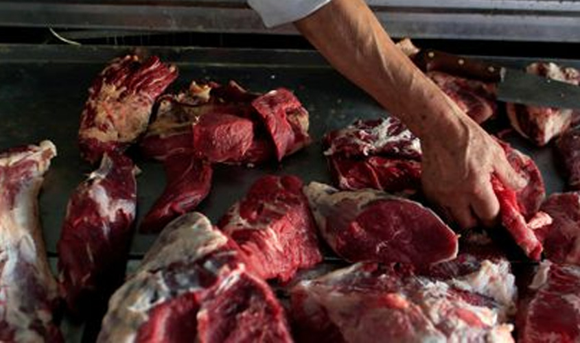 Exportação de carne para os EUA pode ser retomada em até 60 dias, diz ministro