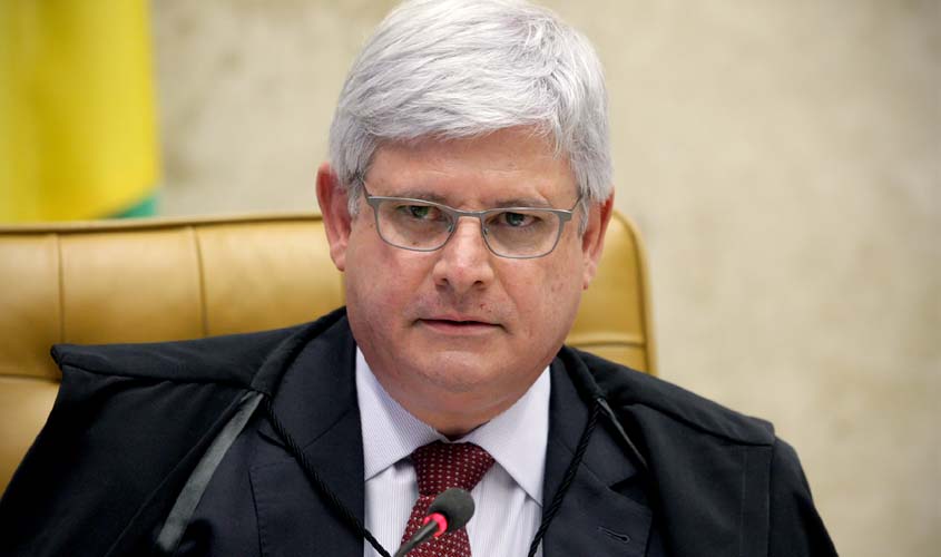 Janot pede ao Supremo inclusão de Temer em inquérito que investiga o PMDB