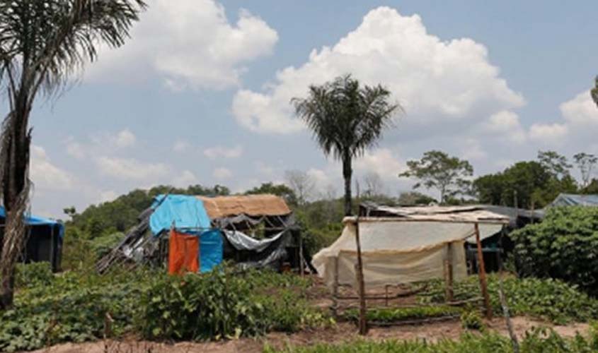 Com medo de nova chacina, moradores deixam assentamento em Colniza