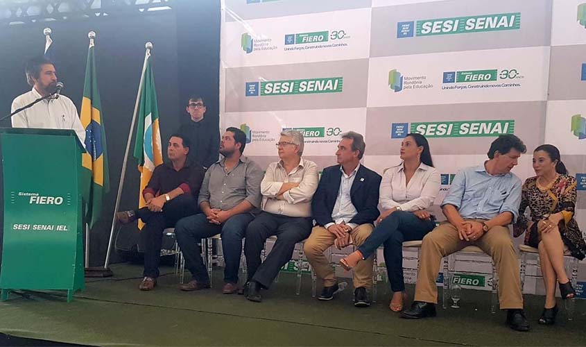 Raupp participa da inauguração da Escola Sesi-Senai em Rolim de Moura