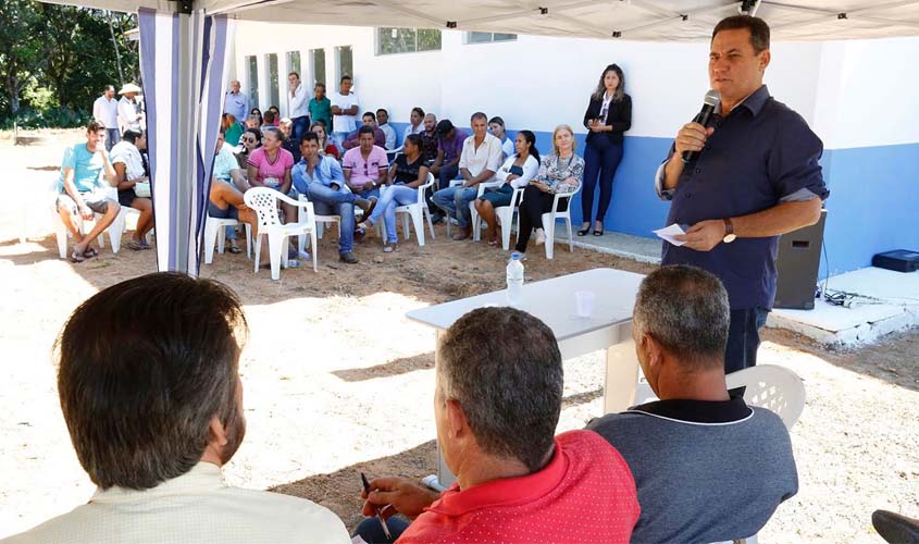 Maurão de Carvalho participa de inauguração de Unidade Básica de Saúde em Cujubim